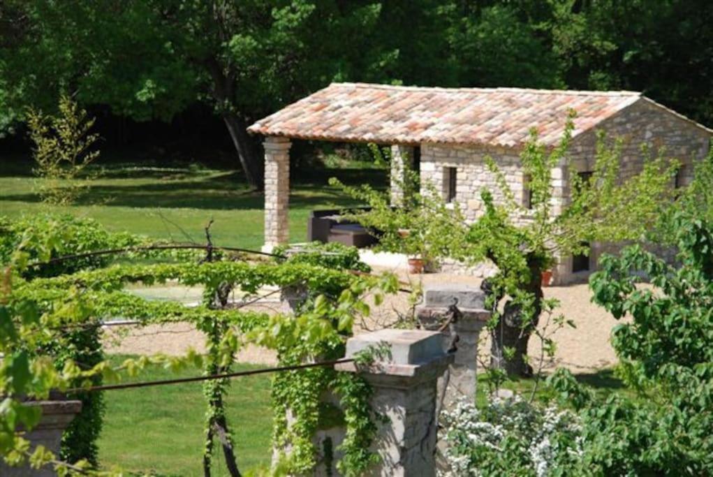 Gite De Charme 80 M², Piscine, Proche D'Uzes. Vezenobres Eksteriør billede