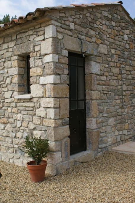 Gite De Charme 80 M², Piscine, Proche D'Uzes. Vezenobres Eksteriør billede